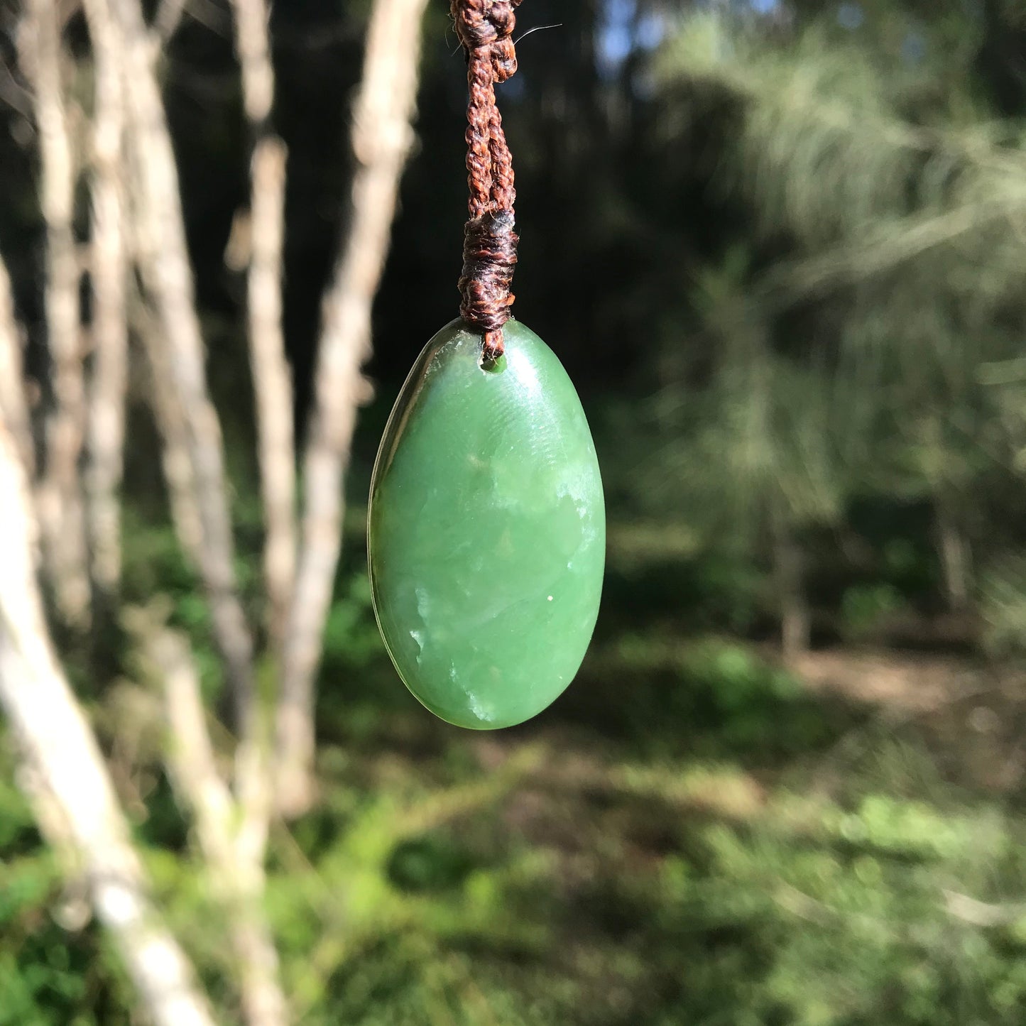 Teardrop pendant (Canadian jade)