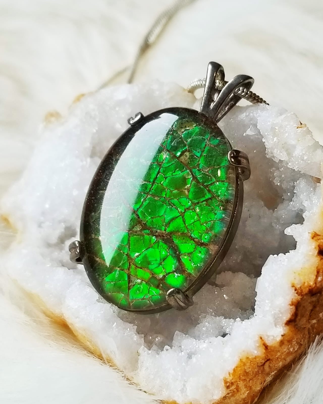 Ammolite Emerald