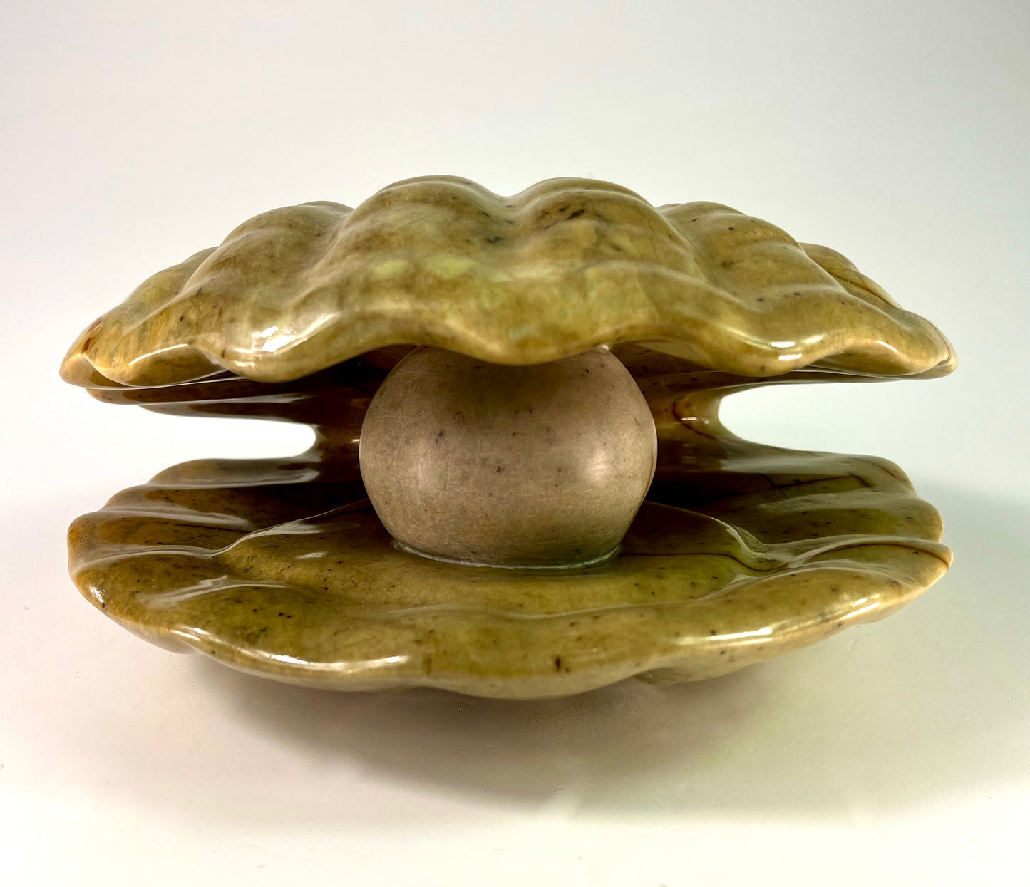 Clam With Pearl