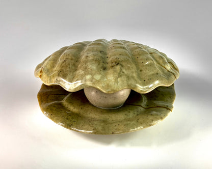 Clam With Pearl