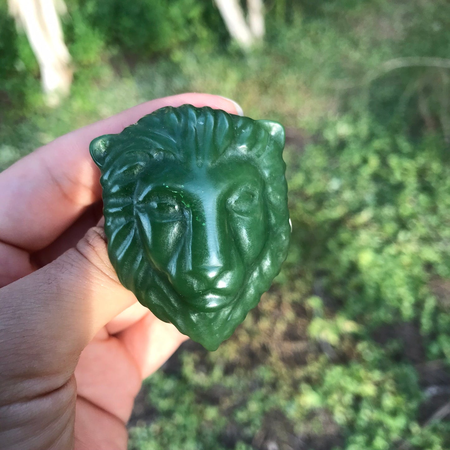 'Pride' lion pendant (Canadian jade)