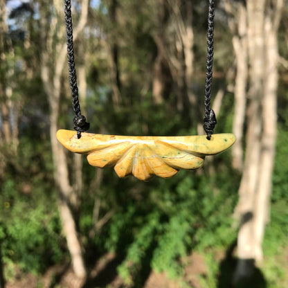 Chest plate (New Zealand flower jade)