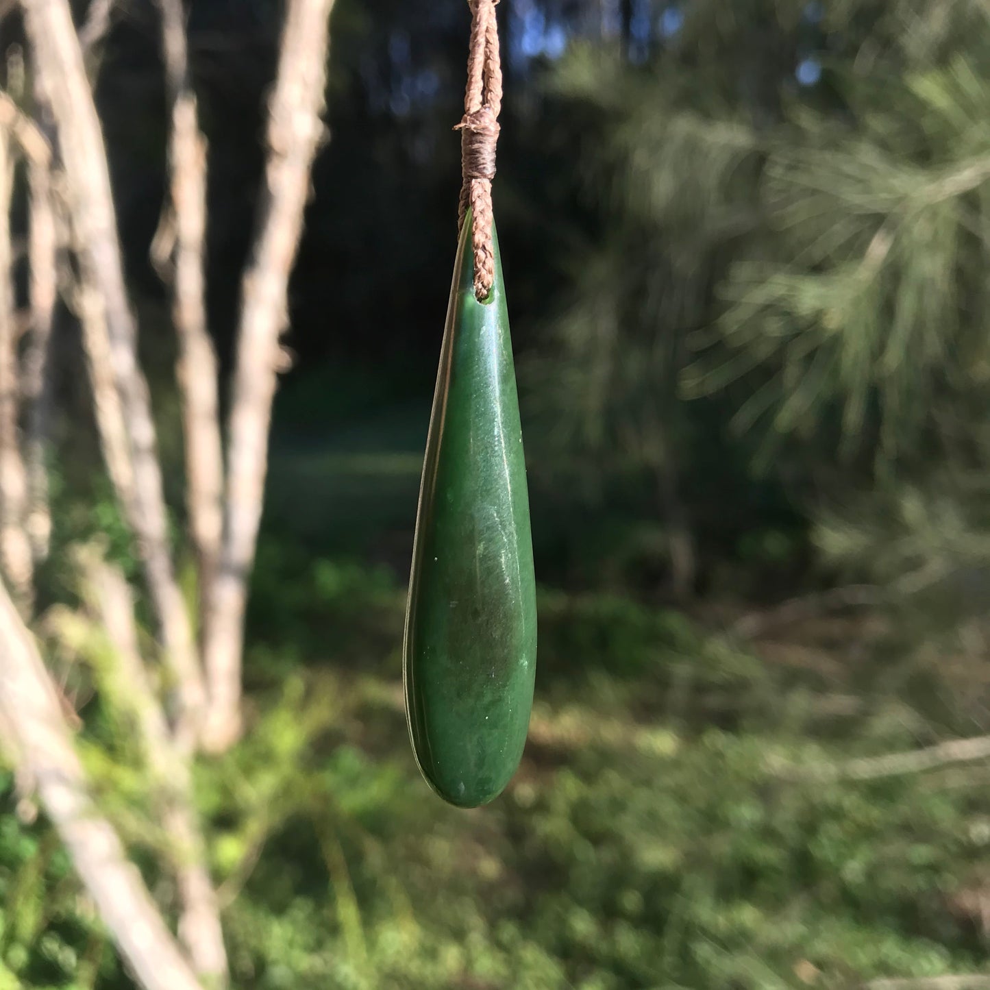 Teardrop pendant (Canadian jade)