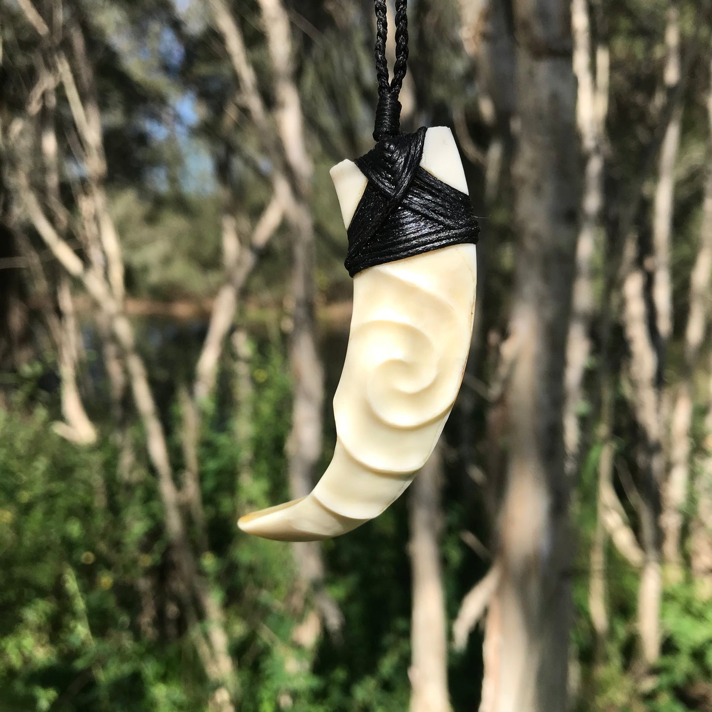 Koru pendant (boar tusk ivory)