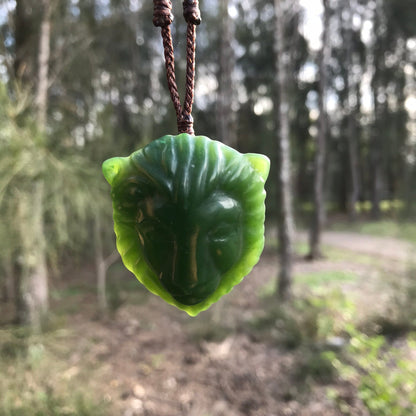 'Pride' lion pendant (Canadian jade)