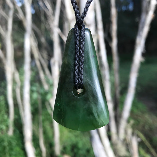 Toki (New Zealand jade) Pendant