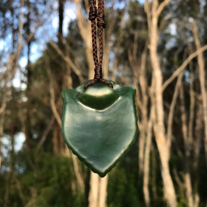 'Pride' lion pendant (Canadian jade)